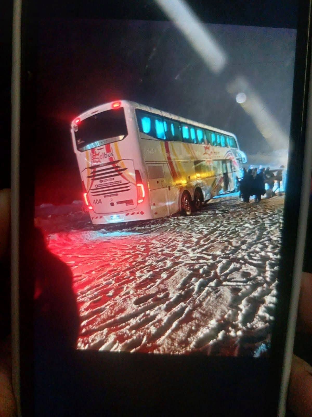 🔴 TURISTAS DE SAN LUIS VIVIERON UN VIAJE DE TERROR EN MENDOZA.