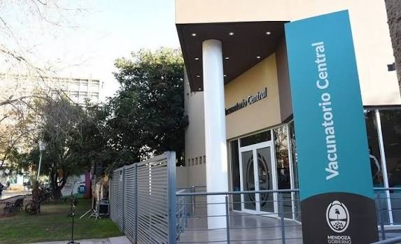 Salud insta a completar el esquema de dos dosis de la vacuna contra la varicela